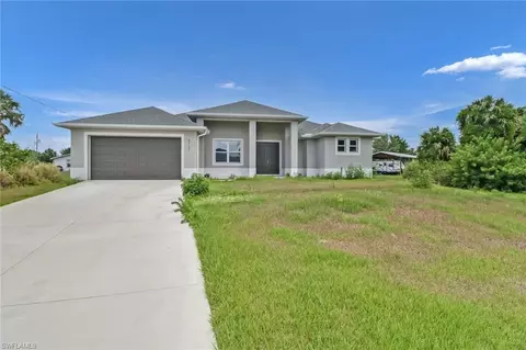6117 Hendley Ct, Fort Myers, FL 33905