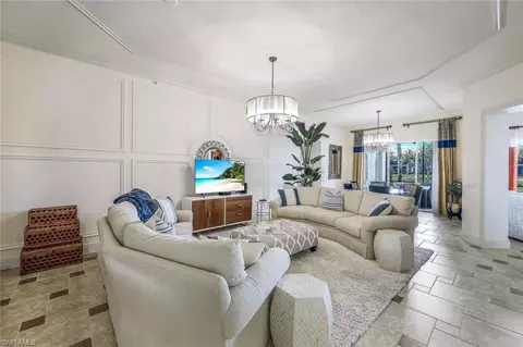9225 Museo Cir #6-104, Naples, FL 34114