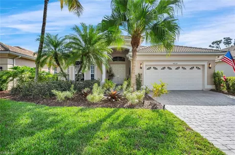 4824 Cerromar Dr, Naples, FL 34112