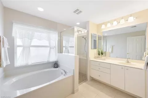 Bath - 8917 Cascades Isle Blvd, Estero, FL 33928 photo 1 of 2