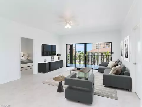 961 Swallow Ave #301B, Marco Island, FL 34145