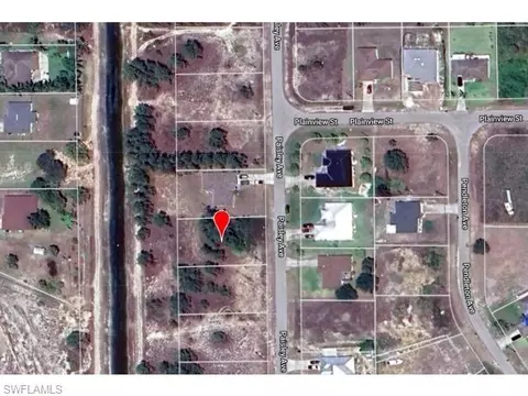 354 Paisley Ave, Lehigh Acres, FL 33974