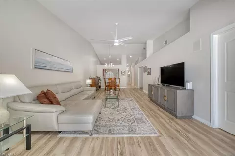 677 Captn Kate Ct #46, Naples, FL 34110