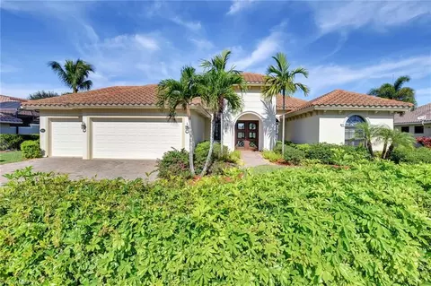 951 Tivoli Ct, Naples, FL 34104