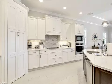 Kitchen - 5777 Anegada Dr, Naples, FL 34113 photo 3 of 6