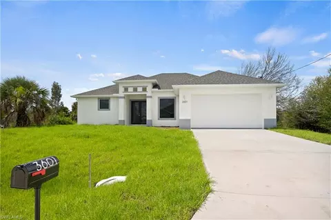 3210 46th St SW, Lehigh Acres, FL 33976