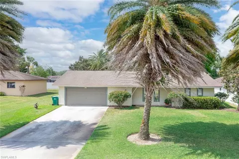 4415 28th Ave SW, Naples, FL 34116