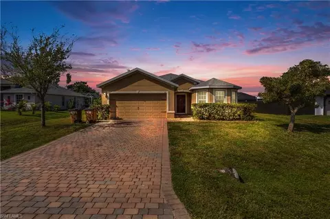504 SW 9th Ave, Cape Coral, FL 33991