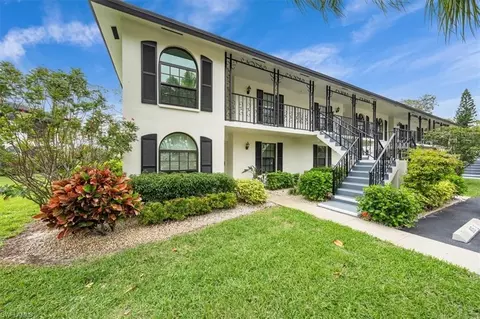 805 Augusta Blvd #805-1, Naples, FL 34113