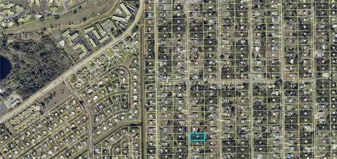 208 Robert Ave, Lehigh Acres, FL 33936