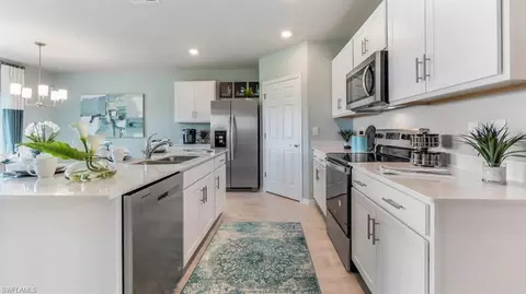 8209 Kent Ct, Labelle, FL 33935 photo 8