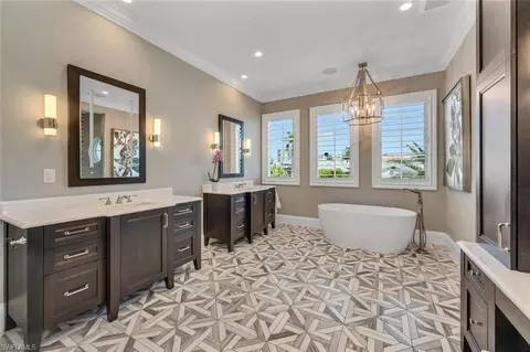 Bath - 360 Heron Ave, Naples, FL 34108 photo 1 of 5