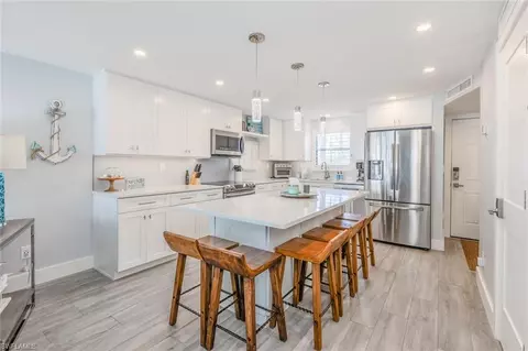 1011 Anglers Cv #H204, Marco Island, FL 34145