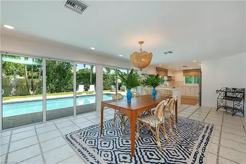 112 Cypress Point Dr, Naples, FL 34105 photo 4