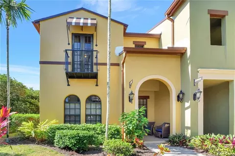 9092 Chula Vista St #11005, Naples, FL 34113