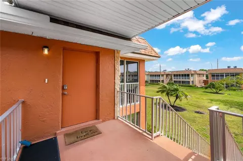 1400 Pompei Ln #14, Naples, FL 34103