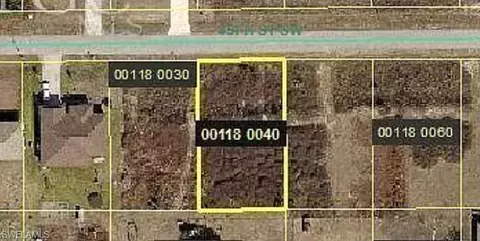 2613 45th St SW, Lehigh Acres, FL 33976