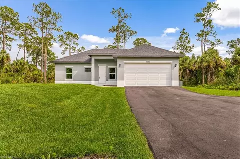 4677 20th Ave SE, Naples, FL 34117