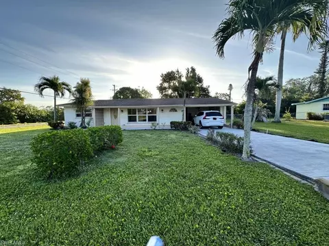 258 Maine Ave, Fort Myers, FL 33905