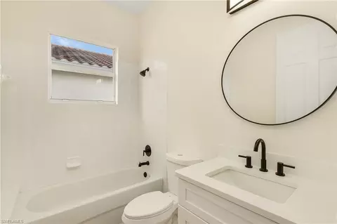 Bath - 9586 Lismore Ln, Estero, FL 33928 photo 3 of 3