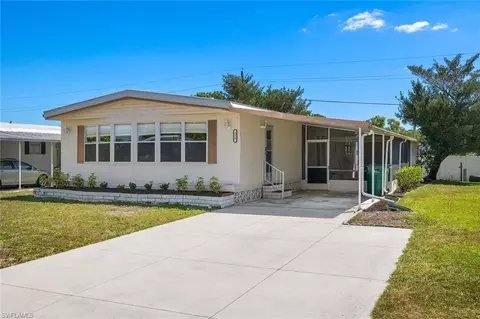 228 Cape Sable Dr, Naples, FL 34104