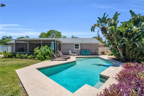 2681 Clipper Way, Naples, FL 34104