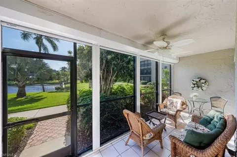 788 Park Shore Dr #F12, Naples, FL 34103