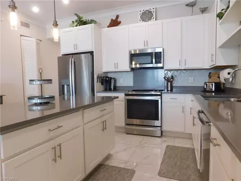 Kitchen - 163 Indies Dr E #103, Naples, FL 34114 photo 3 of 6