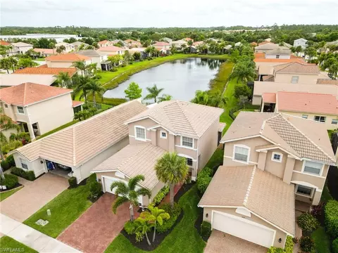 11131 Yellow Poplar Dr, Fort Myers, FL 33913