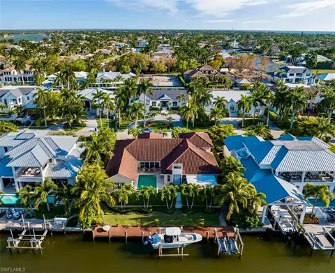 View/Area - 655 17th Ave S, Naples, FL 34102 photo 1 of 3