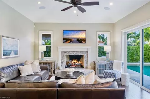 Living - 655 17th Ave S, Naples, FL 34102 photo 3 of 5