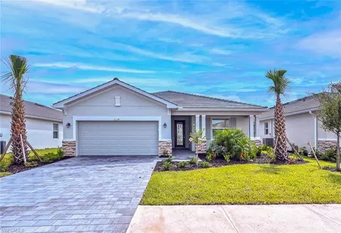 2134 Hamlin St, Naples, FL 34120