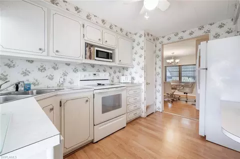 16 Le Mans Dr, Naples, FL 34112 photo 8