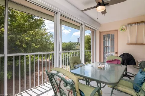 Dining - 1012 Mainsail Dr #322, Naples, FL 34114 photo 4 of 4