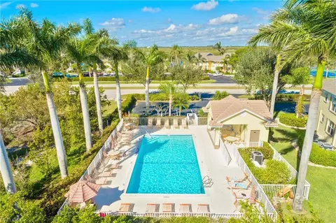 Exterior - 1012 Mainsail Dr #322, Naples, FL 34114 photo 2 of 2