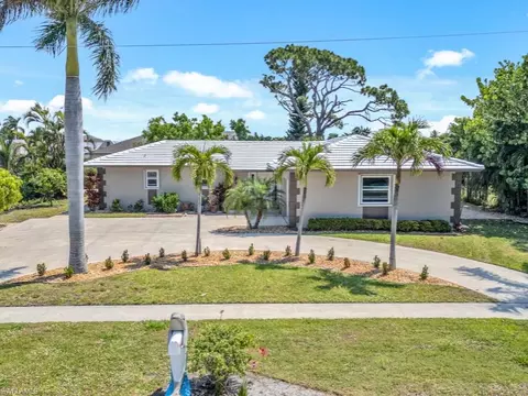 649 Nassau Rd, Marco Island, FL 34145