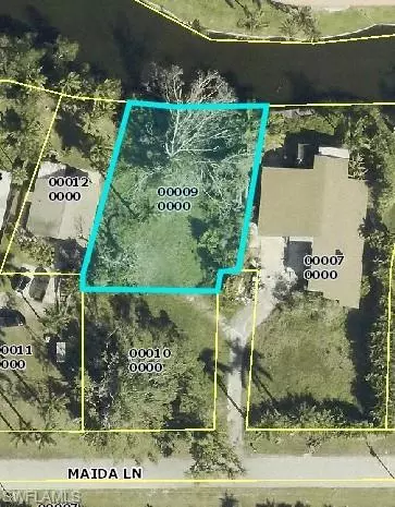 7204 7202 Maida Ln, Fort Myers, FL 33908