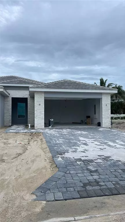 8849 Oceana Way, Naples, FL 34114