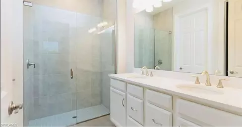 Bath - 911 Enbrook Loop, Naples, FL 34114 photo 1 of 1