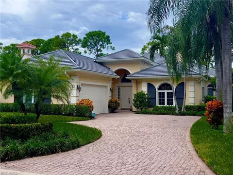 257 Charleston Ct, Naples, FL 34110