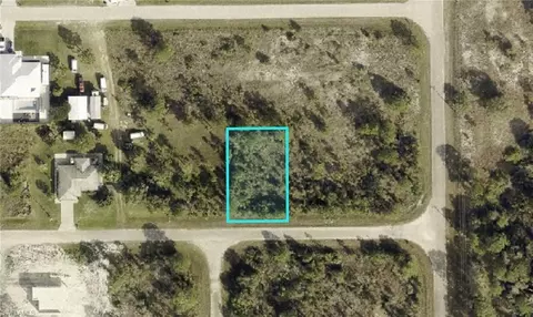 855 Vance St E, Lehigh Acres, FL 33974