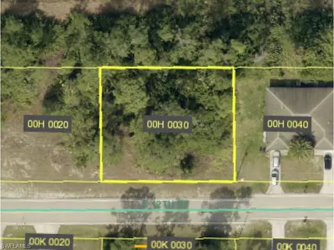 409 E 12th St, Lehigh Acres, FL 33972