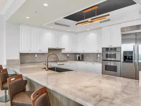 1050 Borghese Ln #2005, Naples, FL 34114