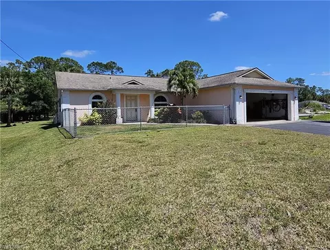 1140 16th St NE, Naples, FL 34120