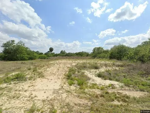 668 Mirror Lakes Ct, Lehigh Acres, FL 33974