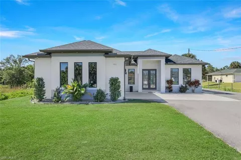 3460 20th Ave NE, Naples, FL 34120