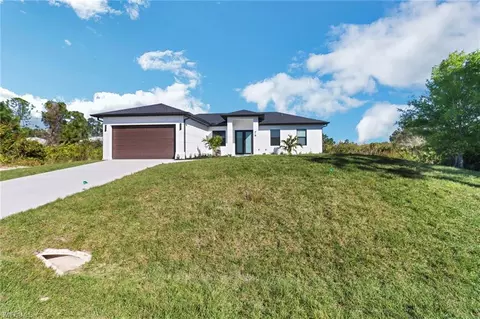 766 Chemstrand St E, Lehigh Acres, FL 33974