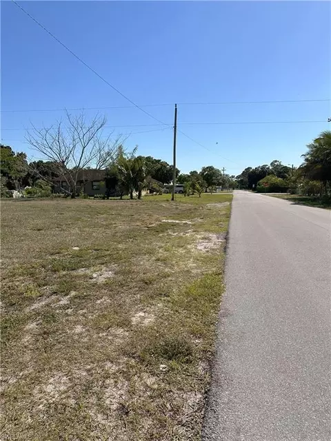 Jackson St, Immokalee, FL 34142 photo 3