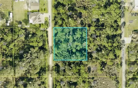 1912 Hamilton Ave, Lehigh Acres, FL 33972