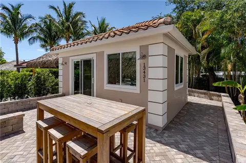 13431 Snook Cir, Naples, FL 34114